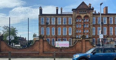 Fig. 118: Earlsfield Primary School