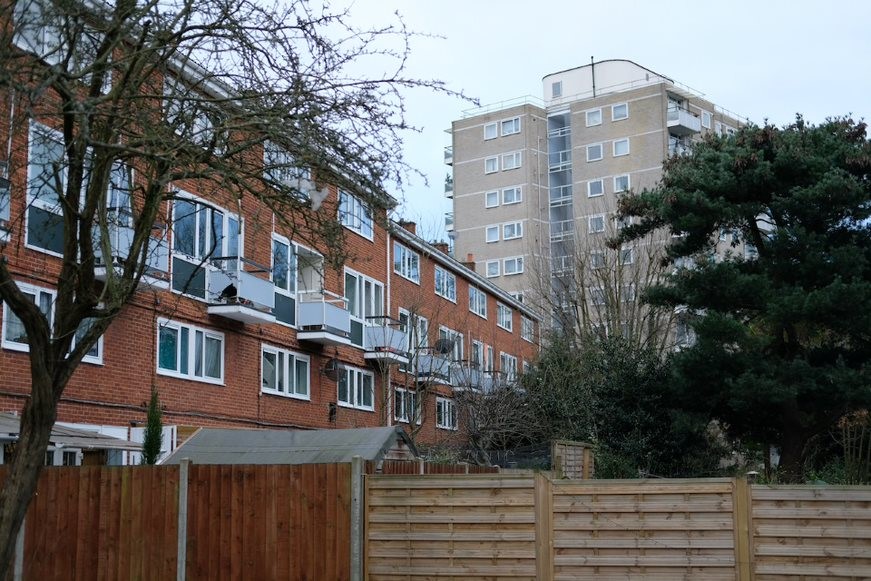 Fig. 53: Townscape interest derives from the visual contrast between the low maisonettes and the tall point blocks, resulting in picturesque views