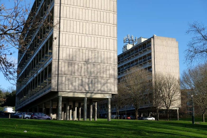 Fig. 98: The concrete panelled end elevations are particularly striking