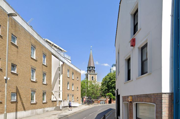 Fig: 73: The church is revealed at the end of the curve of Battersea Church Road