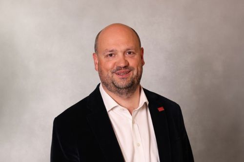 Cllr Robert Morritt portrait
